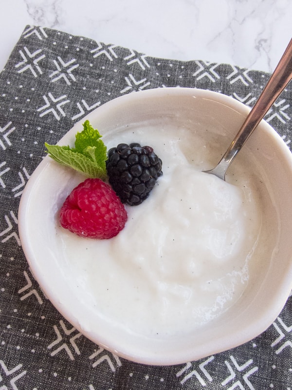 The Easy Way to Make Homemade Skyr Yogurt (One of the Best Desserts in ...