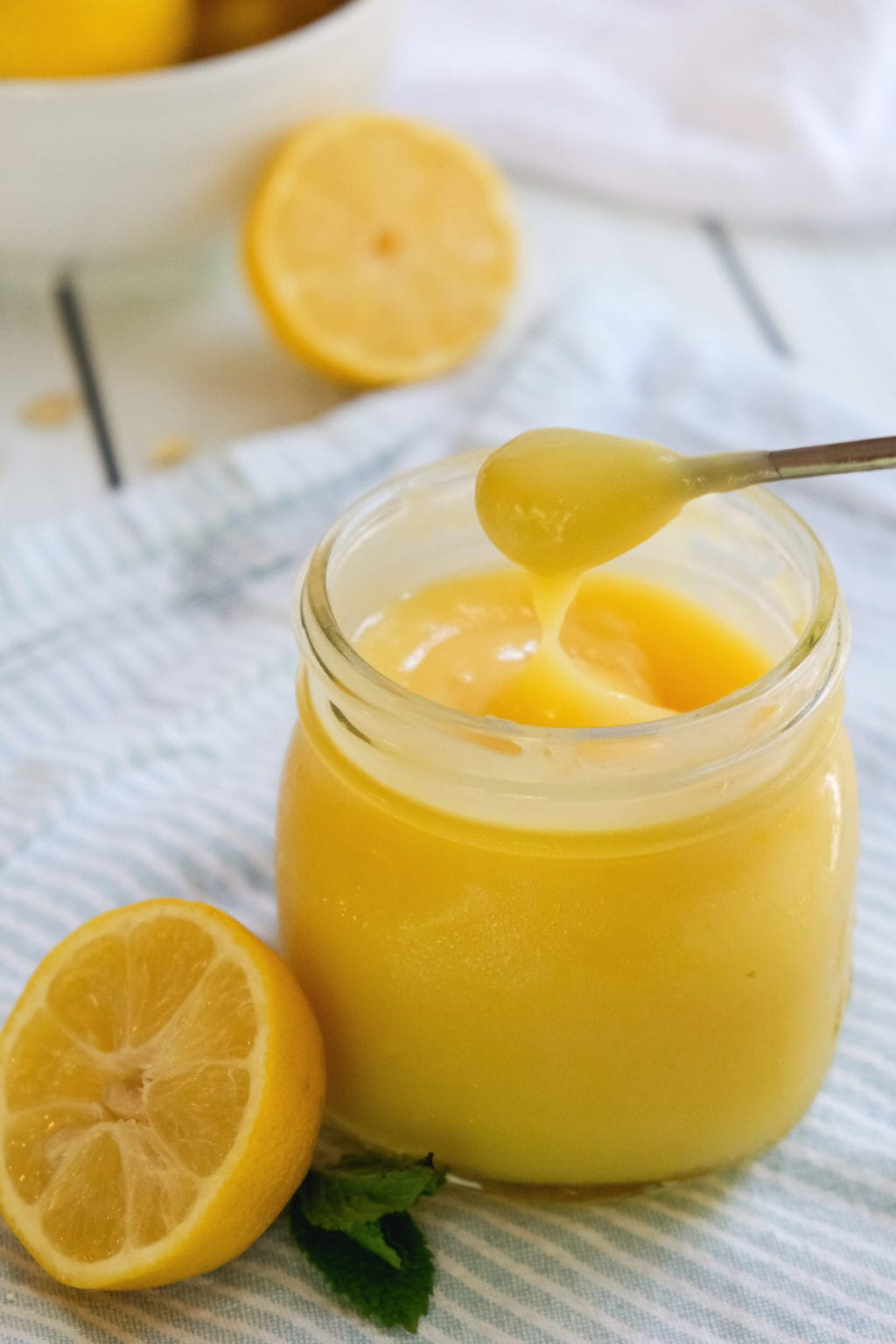 30 Delicious Ways to Use Lemon Curd (Plus the Recipe) - International ...