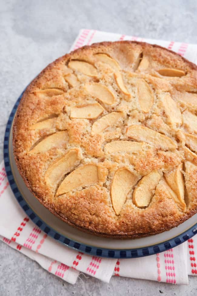 Apple Upside Down Cake (Without Eggs)