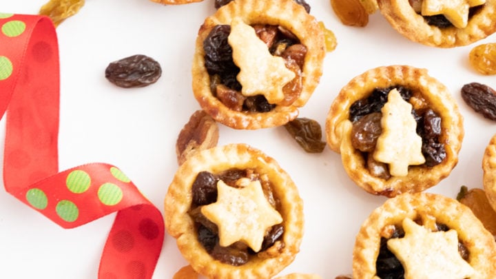 Easy Mince Pie Recipe with Shortbread Pastry - Searching for Spice